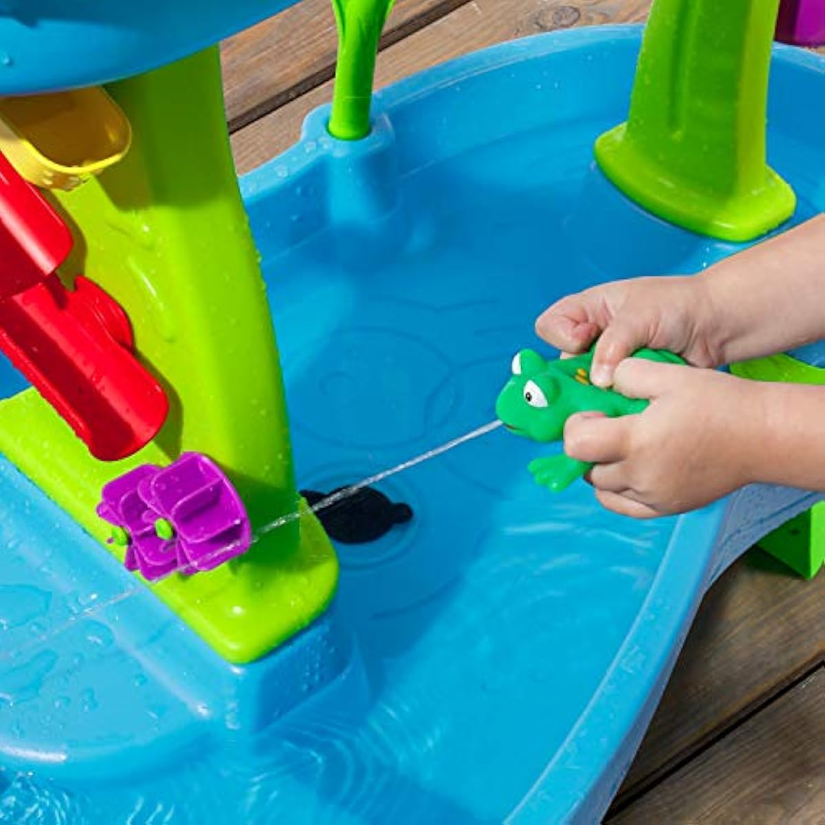 Step2 Rain Showers Splash Pond Water Table, Kids Water and Sand Activity Sensory Playset, Summer Outdoor Toys, 13 Piece Water Toy Accessories, For Toddlers 1.5+ Years Old, Blue & Green